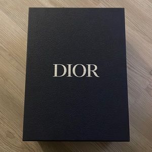 Dior b22 size 42 original price $1400 I’m accepting offers